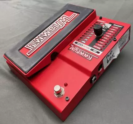 Digitech - WHAMMY-V Pitch Shift Pedal 2